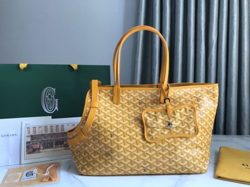 Goyard Pet Bags